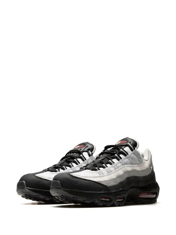 NIKE AIRMAX 95'S