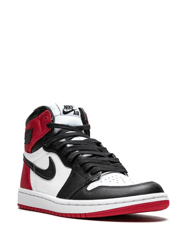 NIKE AIR JORDAN’S