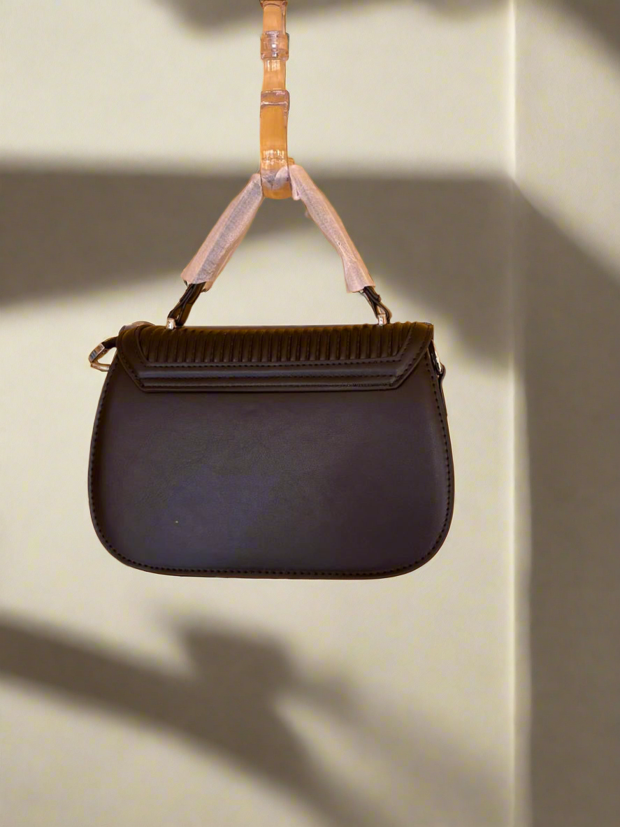 BLACK ECLIPSE CLUTCH HANDBAG