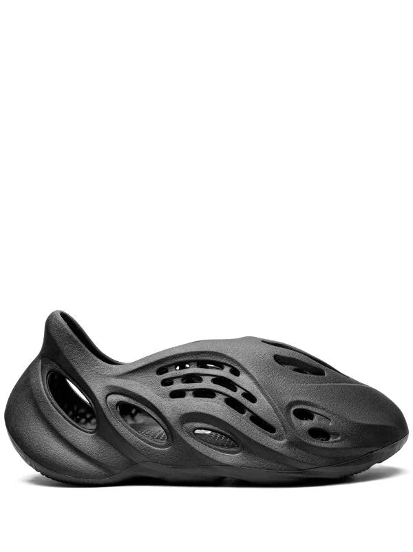 ADIDAS YEEZY FOAM RUNNER "ONYX" SNEAKERS