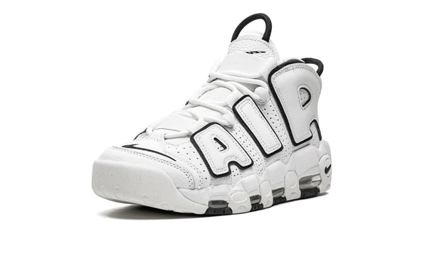 NIKE UPTEMPO