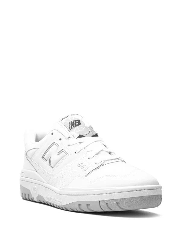 NEW BALANCE “white”