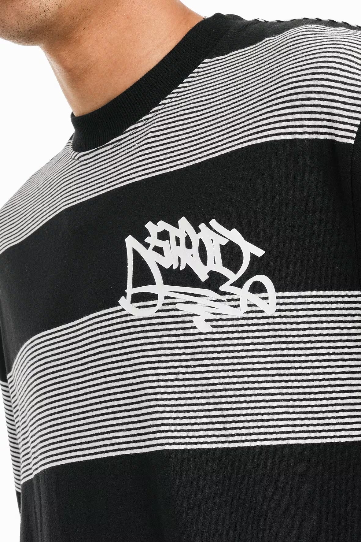 DON STRIPED “white & black” TEE