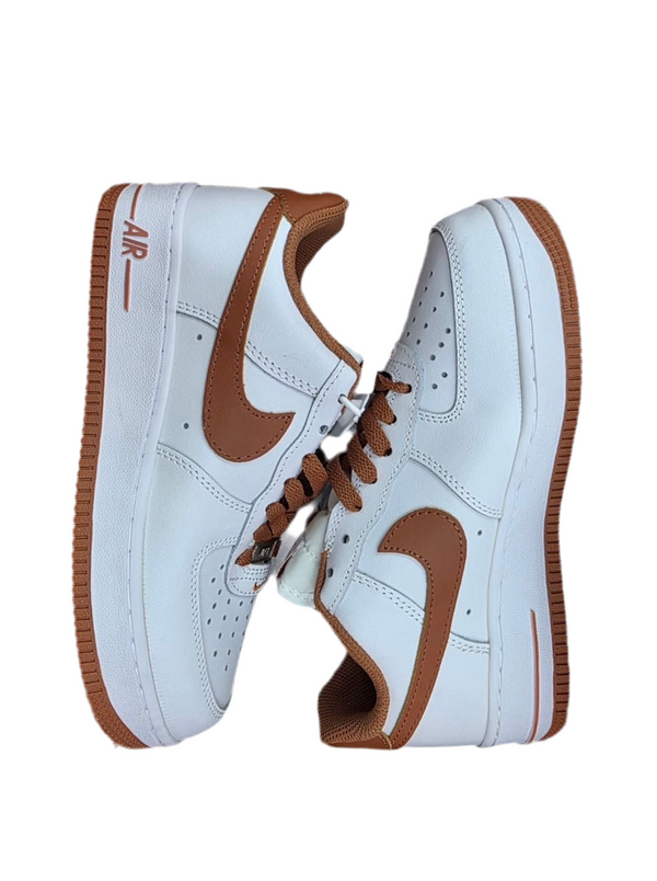 NIKE AIRFORCE 1  “White to Brown”