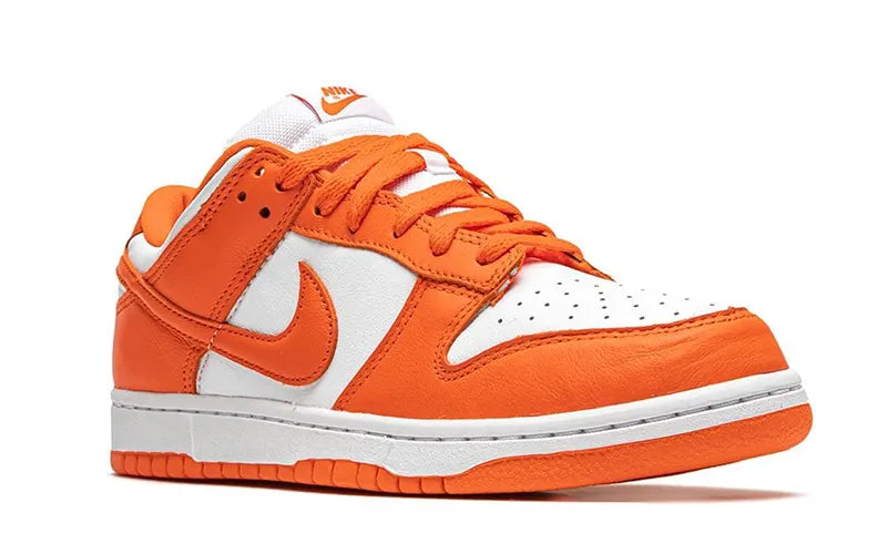 NIKE DUNK LOW "orange"