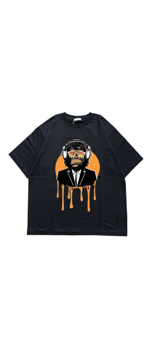 SELF MADE Graphic TEE